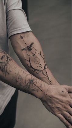 Tattoo ideas 2023 
Concept design Millie Tattoo, Casual Tattoo, Private Tattoos, Forearm Band Tattoos, Cool Forearm Tattoos, Small Tattoos For Guys, Hand Tattoos For Guys, Tattoo Sleeve Designs, Forearm Tattoo Men