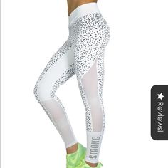 Butt Lifting Waist Enhancing Compression Leggings Perfect For Gym Of Cafu All Wear. Brand New With Tags And Garment Bag. From Australia . Gym Singlets, Lifting Leggings, Hipster Looks, Gym Attire, Compression Pants, Compression Leggings, Train Hard, Workout Accessories, Insta Fits