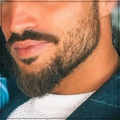 Beard Styles Shape, Trending Hairstyles For Men, Mustache And Goatee, Men Fade Haircut Short, Goatee Beard, Hair Cut Guide, Beard Shapes, Mens Hairstyles With Beard