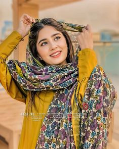 Flag Images, Hijab Dp, Stylish Actresses, People Faces, Army Girlfriend Pictures, Indian Flag, Photo Pose For Man