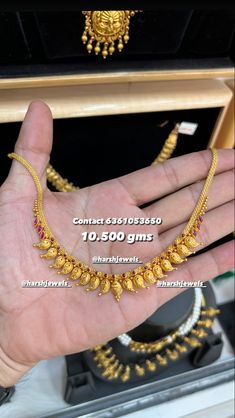 Lightweight Necklace Gold Indian, Gold Mango Necklace Designs, Mango Chain Gold, Mango Gold Necklace, Necksets Gold Designs, Mango Design Necklace Gold, Mango Necklace Indian Gold, Lightweight Gold Necklace Indian