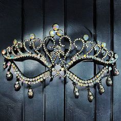 Durable Quality: This Crystal Masquerade Mask Is Made Of High-Quality Alloy And Rhinestone Diamond. They Are Manual Workmanship, Very Comfortable To Wear. Elegant Design: The Masquerade Mask Is Encrusted Shinny Diamond Rhinestone And Crystal. The Intricate And Delicate Are Very Glamorous, Elegant And Luxury. Princess Style: You Will Be The Center Of Attraction At Party When You Wear The Princess Style Fancy Mask. Various Occasion: The Masks Are Perfect For Masquerade Party, Festivals, Carnival T Bejeweled Masquerade Mask, Elegant Rhinestone Masquerade Mask For Party, Elegant Rhinestone Masquerade Mask, Masquerade Mask Pearl, Rhinestone Masquerade Mask, Fancy Mask, Quinceanera Masquerade, Masquerade Decorations, Fantasy Ball