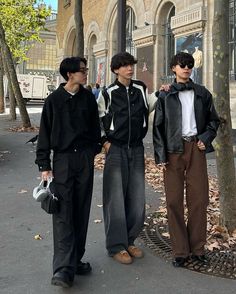 Businesscore Fashion Men, Chinese Street Style Men, 80s Goth Men, Asian Men Style, Goth Men Outfits, Grunge Men Outfits, Alt Boy Outfits, Grunge Mens Fashion, Men Outfits Ideas