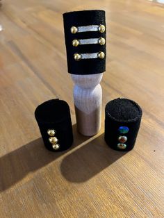 Set of 3 mini nutcracker hats . These fit peg dolls perfectly, and also look really nice as wine bottle toppers. Nutcracker Hat, Nutcracker Crafts, Baby Bearded Dragon, Mini Hats, Hat Diy, Wine Bottle Topper, Gnome Hat, Bottle Toppers, Pirate Hats