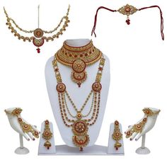 This Rajwada Style Heavy Full Bridal Jewelry Set is perfevtv for wedding. Wear this with your beautiful re or golden lehenga to complete your bridal look. Inspired from Jodha Akbar bollywood look this beautiful jewery set is handcrafted with high quality material .Gorgeous Statement Indian Bollywood Antique Gold Ivory Faux Pearl Kundan Stone Necklace Jewellery Set. Includes: Choker Necklace Long Necklace Earrings Maangtikka/Mathapatti HathPhool/Bracelet Rings Armlet Nosering Beautifully handcraf Tikka Jewelry, Bridal Jewellery Set, Indian Bridal Jewellery