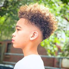 Mixed Boy Haircut Curly Hair, Mixed Boys Haircuts, Boys Curly Haircuts, Tan Skin Blonde Hair, Kids Curly Hairstyles