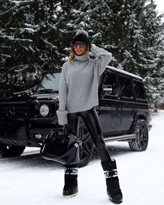 Winter Weather - Mia Mia Mine Winter Boots Outfits, Look Legging, Winter Outfits Warm, Black Leggings Outfit