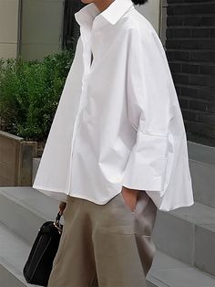 Effortless Sophistication: Lapel Collar Blouses & Shirts Tops with Long Sleeves and a Loose Fit Oversized White Blouse For Workwear, Long Sleeve Loose Blouse, Loose Fitting Tops, Loose Blouse, 가을 패션, Solid Clothes, Collar Blouse, White Shirts, Mode Vintage