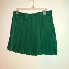 Green Cute Pleated Skirt Waist 30" Length 16" Fitted Green Pleated Bottoms, Green Pleated Skirted Bottoms, Green Pleated Flared Skirt, Green Mini Tennis Skirt For Summer, Green Lined Skirted Bottoms, Green Lined Mini Pleated Skirt, Green Skirted Skort With Lined Skirt, Green Mini Length Skort With Lined Skirt, Green High Waist Tennis Skirt