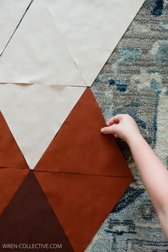 Ivy League Quilt Pattern, Geometric Quilt Patterns Free, Diamond Quilt Pattern Free, Modern Quilt Patterns Free, Ombre Quilt, Diamond Quilt Pattern, Quilting Pantographs, Triangle Quilt Pattern, The Ivy League