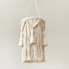 Abajur Suspenso de Macramê Tecido no Estilo Nórdico Boho Macrame Lamp Shade, Macrame Chandelier, Macrame Lamp, Boho Lamp, Hanging Lamp Shade, Stylish Lighting, Hanging Chandelier, Boho Macrame, Macrame Hanging