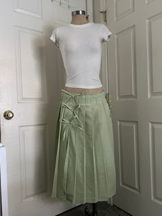 Fashion Project, Outfit Inspo Fall, Vintage Skirt, Diy Fashion, Passion For Fashion, New Outfits, Fashion Inspo Outfits, Clothing Brand, Designer Dresses