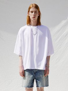 Editor's NotesT-shirt designed by V2. These feature an oversized boxy silhouette t-shirt that is good to be worn as a daily item. Recommend having this as a basic casual item. - Basic and versatile item- Drop shoulder detail- Short-sleeved trendy itemMeasurements(in.)Size: M / LShoulder: 26 / 26.8 in.Chest: 28.3 / 29.1 in.Armhole: 10.8 / 11.2 in.Sleeve: 9.8 / 10.2 in.Hem: 28.9 / 29.7 in.Length: 25.4 / 25.8 in.*Model info: Height 6' 2 / Fitting size LComposition & Care- 100% Cotton- Plea Casual Boxy T-shirt For Streetwear, Urban Oversized Solid T-shirt, Solid Color Oversized Urban T-shirt, Boxy Fit Drop Shoulder T-shirt, Solid Color Boxy Fit Tops For Streetwear, Oversized Minimalist Crew Neck T-shirt, Oversized Plain T-shirt For Streetwear, Solid Color Boxy Fit T-shirt With Drop Shoulder, Solid Color Boxy Fit Drop Shoulder T-shirt