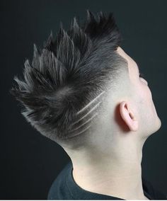 Stylewithme ·This is the best collection of haircuts and cool hairstyles. There are many men’s haircuts for you to choose. We provide the latest hairstyle trends.#haircuts#menshaircuts#menshairstyles#fadehaircut#quiff#pompadour#mensbun#topknot#undercut Back Of Head Haircut, Men's Hair Styles, Young Mens Hairstyles, Trendy Mens Hairstyles, Shaved Hair Designs, World Hair, Tapered Hair