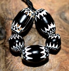 Venetian Black & White Glass Italian Drawn Cane Chevron Beads Venice, Italy | eBay Trade Beads, White Glass, Venice, Italy, Black And White, Beads, Glass, Black