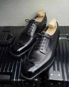 ❤️Discover the epitome of timeless style with our Black Leather Wingtip Oxfords, designed for the discerning gentleman who values sophistication and quality. These formal shoes are the perfect blend of traditional craftsmanship and modern flair, making them an essential addition to any refined wardrobe.❤️ ❤️Design and Craftsmanship❤️ 👉Premium Black Leather: Crafted from the finest black leather, these Oxfords exude a sleek and polished look, ensuring durability and a premium feel that only impr Wedding Wingtip Oxfords With Brogue Detailing, Wingtip Brogue Oxfords For Wedding, Wingtip Oxfords With Brogue Detailing For Wedding, Classic Wingtip Oxfords For Party, Party Wingtip Dress Shoes With Rubber Sole, Wingtip Brogue Wedding Dress Shoes, Black Wingtip Dress Shoes For Wedding, Wingtip Oxfords With Rubber Sole For Wedding, Classic Wedding Dress Shoes With Rubber Sole