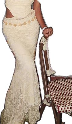 Fitted Beige Maxi Skirt For Party, Chic Fishtail Bottoms For Spring, Elegant Fishtail Summer Skirt, Beige Fitted High Waist Maxi Skirt, Fitted High Waist Beige Maxi Skirt, Long Lace Beach Skirt, Beige High Waist Fitted Maxi Skirt, Fitted White Lace Maxi Skirt, Beige Lace Long Skirt