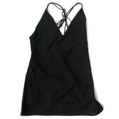 Free People Tunic / Dress - Size Small - Black / Noir - Double Spaghetti Strap That Crosses In The Back - Vneck In The Front - Lined - New With Tags Fitted Cami Slip Dress For Vacation, Summer V-neck Camisole For Parties, Black Strappy Back Tops For Spring, V-neck Slip Dress With Crisscross Straps For Date Night, Black Backless Slip Dress For Summer, Black Mini Dress With Straps For Vacation, Black Slip Dress For Summer Brunch, Chic Black Camisole For The Beach, Fitted Tie Back Camisole For Night Out