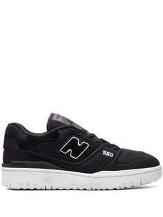 black calf suede panelled design logo patch to the side logo patch at the tongue logo at the sole embroidered motif round toe front lace-up fastening branded insole chunky rubber sole Balance 550, New Balance Black, Red Sneakers, New Balance Sneakers, Sneakers Blue, Chunky Sneakers, Suede Sneakers, Sneakers White, Design Logo