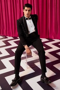 Black tuxedo with cutdana embroidery in geometric pattern. Paired with pintuck shirt, pant, bow tie and sash. - Aza Fashions Pintuck Shirt, Shirt Pant, Vacuum Storage, Indian Wedding Wear, Black Tuxedo, Blazer Shirt, Wedding Receptions, Silver Work, Black Textures