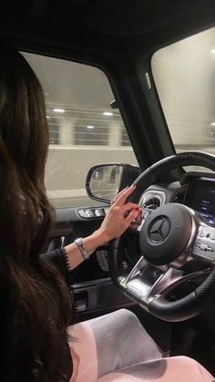 Woman Driving, Luxury Lifestyle Women, Rich Girl Lifestyle, Vision Board Manifestation, Life Board, Luxury Lifestyle Dreams, Future Lifestyle, Rich Life, Car Girl