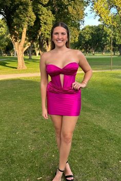 ruched sweetheart fuchsia satin tight short homecoming dress party dress #homecomingdress #homecoming2024 #hocodress #winterformal2025 #graduationdress #dancedress #partydress #winterformaldress #fallball #balldress #highschoolball #juniorpromdress #pageantdress #cocktaildress #minidress #partydress #sweet16dress #birthdaydress #concertoutfit Bodycon Dress Homecoming, Winter Formal Dresses, Junior Prom Dresses, Short Bodycon Dress, Homecoming Dresses Tight, Winter Formal, Short Homecoming Dress, Sweet 16 Dresses, Pageant Dress