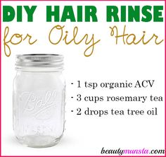 Tired of flat greasy locks? It’s time to make yourself this homemade hair rinse for oily hair! Oily hair is flat, greasy and looks icky. Thankfully, you can make your own homemade remedies to bring it back to its original glory! This homemade hair rinse balances out excess oils on the scalp and leave you … Oily Hair Remedies, Hair Rinse Diy, Diy Hair Conditioner, Natural Beauty Hacks, Green Tea For Hair, Good Dry Shampoo, Diy Dry Shampoo, Oil Cleansing, Homemade Shampoo