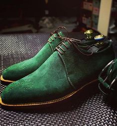 Handmade+Green+Color+Suede+Lace+Up+Brogue+Shoes,Formal+Dress+Shoes+For+Men's    Upper+Material+Genuine+Suede  Inner+Soft+Leather+  Style+Lace+Up+Brogue  Color+Green  Sole+Leather  Gender+Male+  Heel+Leather+  Manufacturing+Time+7+to+10+Business+Days+    ++++++++++++++IMPORTANT+NOTE  +Please+measu... Green Suede Shoes, Formal Dress Shoes, Green Luxury, Men's Wedding Shoes, Mens Footwear, Custom Design Shoes, Handmade Stuff, Bespoke Shoes, Suede Leather Shoes