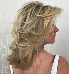 Hairstyles For Long Hair Women, Feathered Shag, Hair Women Over 50, Layer Haircut, Feather Cut, Feathered Hair, Beige Blond, Blond Balayage