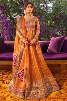 Maxi Frocks, Pakistani Lehenga, Mehndi Dress, Designer Salwar Kameez, Wedding Dress Outfit, Party Kleidung, Frock Design, Pakistani Outfits, Style Maxi Dress