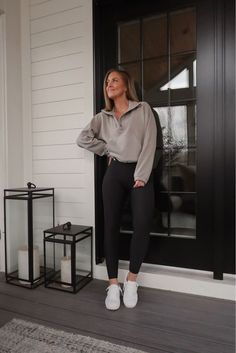 Click the link! ✨ You always ask about my favorite athleisure outfits that turn heads on the streets & in the gym. I’ve got you! In my latest blog post you find  20+ stylish outfit inspo you want to wear every day. Athletic Lounge Outfits, Nice Athleisure Outfits, Cute Minimalist Outfits Casual, Ath Leisure Outfits Women, Casual Coffee Shop Outfits, Winter Mall Outfit, Athleisure Outfits Aesthetic, Fit Aesthetics Women, Stylish Athletic Outfits