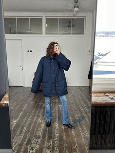 "Vintage 90s parka/jacket in blue, very soft and light, made of 65 % polyester and 35% cotton, fits XS-M, two side pockets, oversized, padded, good vintage condition  Measurements:  Shoulders 64 cm / 25.2\" Sleeve 60 cm / 23.6\" Length 90 cm / 35.4\" Bust from armpit to armpit 67 cm / 26.4\"" Oversized Puffer Windbreaker With Long Sleeves, Oversized Puffer Jacket With Pockets For Outdoor, Oversized Outdoor Puffer Jacket With Pockets, Oversized Blue Windbreaker For Winter, Oversized Cotton Puffer Jacket With Long Sleeves, Oversized Blue Puffer Jacket For Fall, Oversized Blue Outerwear With Pockets, Oversized Blue Cotton Utility Jacket, Oversized Blue Windbreaker For Fall