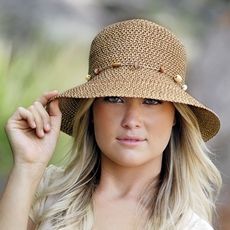 Wallaroo Naomi sun/beach hat Petite Brunette, Cap Store, Safari Outfits, Safari Shirt, Safari Hat, Small Head, Wide Brim Sun Hat, Sun Protection Hat, Wearing A Hat