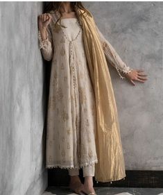 Nida Azwer, Fest Outfits, Pakistani Dresses Casual, Pakistani Fancy Dresses, Pakistani Fashion Party Wear, Beautiful Pakistani Dresses