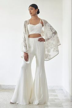 Shop for Mishru Ivory Alya Floral Bunch Embroidered Cape And Pant Set for Women Online at Aza Fashions Flowy Wedding Pants, Indian Designer Suits Party Wear, Crop Top Outfits Indian, Indian Outfits Modern, Embroidered Cape, Haldi Outfits, Function Dresses, Coord Sets, Diwali Outfits