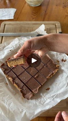 Bakers Delight, Raw Snacks, 100k Views, 8x8 Pan, Homemade Candy, Candy Treats, Bake Recipes, Blondie Brownies, Baking Cakes