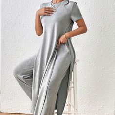 Gray Split Hem Tee & Wide Leg Pants 95% Polyester 5% Elastane Plus Size Suits, Diy Blouse, Plus Size Kleidung, Inspiration Mode, Split Hem, Two Piece Outfit, Pants Outfit, Elegant Woman, Wide Leg Trousers