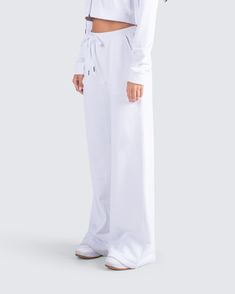 Sweatpants, hair tied, chillin' with no makeup on - that really is when you're the prettiest 😻 The perfect straight-leg white sweatpants for any vibe you're going for 🕊 White Relaxed Wide Leg Pants With Elastic Waistband, Trendy Wide Leg Pants With Drawstring For Loungewear, Trendy Drawstring Sweatpants For Lounging, Relaxed White Wide-leg Bottoms, White Comfortable Pants For Spring, Comfortable White Pants For Spring, Comfortable White Spring Pants, Comfortable White Full-length Pants, Comfortable Full-length White Pants