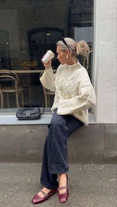 Outfits With Mary Janes, Mary Janes Outfit, Mary Jane Shoes Outfit, Shoes Outfit Ideas, Mode Tips, Estilo Indie, Fall Mood