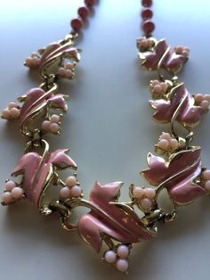 Stunning pink, mauve necklace. Retro Pink Jewelry For Formal Occasions, Pink Retro Style Jewelry For Formal Occasions, Pink Vintage Necklace For Formal Occasions, Vintage Pink Necklace For Formal Occasions, Vintage Pink Formal Jewelry, Pink Retro Jewelry For Gifts, Retro Pink Jewelry For Gifts, Retro Pink Jewelry Gift, Pink Costume Jewelry For Formal Occasions