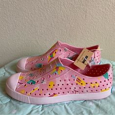 Nwt Native Jefferson Print Big Kid Princess Pink Vacation Size 5. These Are Brand New In Excellent Condition. They Come From A Clean Smoke Free Home. T16 Playful Spring Sneakers For Playtime, Playful Non-slip Closed Toe Sneakers, Fun Non-slip Sneakers For Playtime, Spring Low-top Sneakers, Playful Sneakers With Soft Sole And Closed Toe, Pink Slip-resistant Sneakers For Summer, Casual Slip-on Sneakers For Daycare, Casual Pink Slip-resistant Sneakers, Playful Summer Sneakers With Rubber Sole