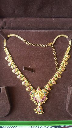 Latest Haram Designs, Ayurveda Hair Care, Gold Chain Necklace Womens, Ayurveda Hair, Gold Jewelry Outfits