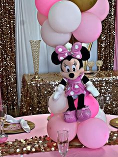 My Minnie Mouse Themed Baby Shower #itzleetababy Minnie Baby Shower Ideas, Minnie Mouse Baby Shower Ideas, Minnie Baby Shower, Minnie Birthday Party, Minnie Birthday