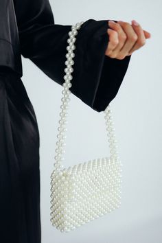 White Beaded Bag For Reception, Pearl White Beaded Wedding Bag, White Beaded Pearl Shoulder Bag, Elegant Beaded Pearl Shoulder Bag, Elegant Pearl Beaded Bag, Beads Bag, Classic Handbags, Satin Bags, Beaded Bag