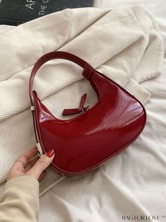 BagForLove - Chic Hobo Handbag: Streamlined and Sophisticated