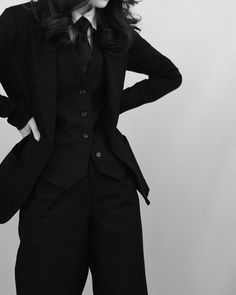 Men Suits On Women, Principle Outfits, Black Suit On Women, Ball Suit Women, Black Simple Suit, Mafia Dress Outfit, Women In Suits Drawing, Non Binary Suit, Woman In Suit Drawing