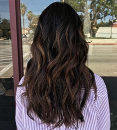 Chocolate Brown Hair Color Ideas, Black Hair Ombre, Black Hair Balayage, Brown Hair Looks, Black Hair Dye, Brown Hair Dye