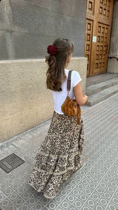 Spain Outfit, Comfy Summer Outfits, Stile Hijab, Looks Pinterest, Fest Outfits, Mode Zara, Outfits Modest, Skandinavian Fashion, Nashville Outfits