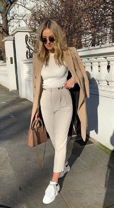 #cutesummeroutfitsforwomen #casualsummeroutfitideas #trendysummeroutfits #womensclothingforsummer #womenfashionforsummer #cutesummeroutfitsforwomen20s #cutesummeroutfitsforwomenover30 #cutesummeroutfitsforwomenover40 #cutesummeroutfitsforwomenover50 #cutesummeroutfitsforwomen20sstreetstyle #plussize #Clothesforwomenin20s #celebritystyle #classy #simple #womenoutfits #trendysummeroutfits2021 #trendysummeroutfitsforteens #trendysummeroutfitsforwomens #casual #summer #outfits #casualsummeroutfits Chique Outfits, Outfit Chic, Causual Outfits, Casual Work Outfits, Looks Chic, 가을 패션, Work Outfits Women, Professional Outfits, Business Casual Outfits