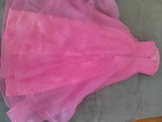 Vestido de graduación rosa tul tul nocturna tope straplesphles a una línea sencillo vestidos de fiesta para adolescentes Simple Evening Gown, Tulle Evening Gown, Prom Dress Tulle, Black Lace Evening Dress, Simple Prom Dresses, Top Prom Dresses, Pink Evening Gowns, Red Lace Prom Dress, Prom Dress Pictures